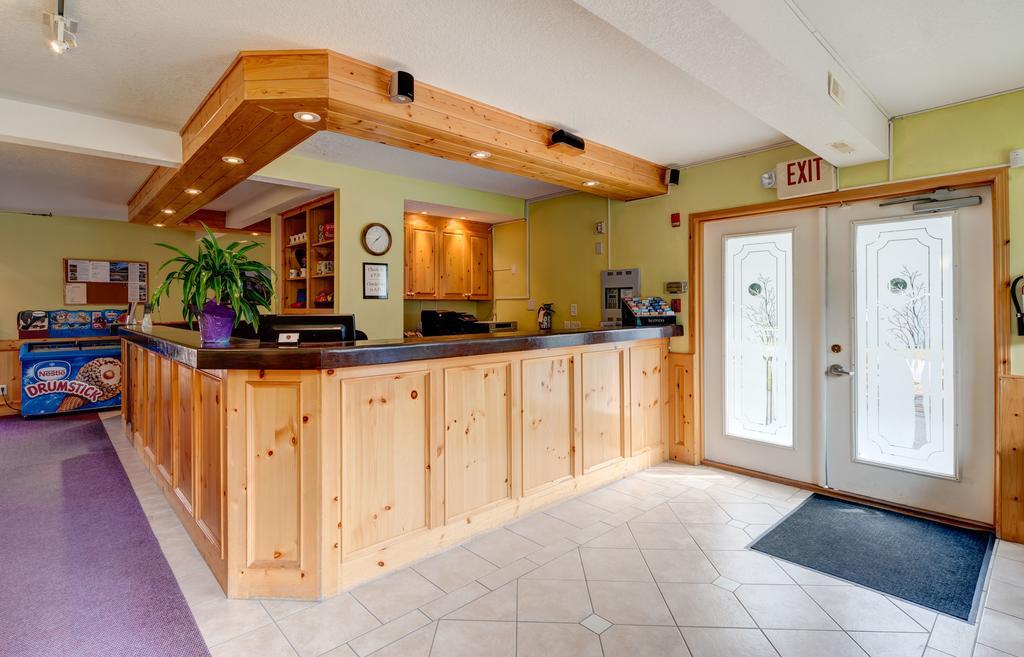 Inn Of The Rockies Canmore Extérieur photo