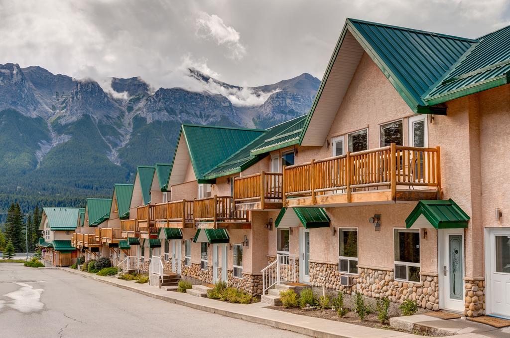 Inn Of The Rockies Canmore Extérieur photo