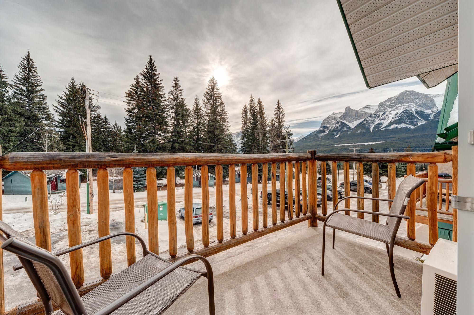 Inn Of The Rockies Canmore Extérieur photo